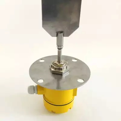 旋轉(zhuǎn)式堵煤開關(guān)SBNZX-150A、造紙廠塊狀物檢測料位開關(guān)RF961G-M22廠家